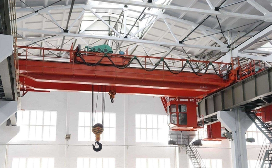 Depo Lojistik Köprüsü Elektrikli kaldırma ile 50 ton 10 tonluk çift bantlı vinç
