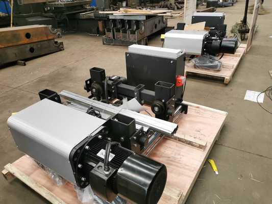 Çift Hız Fonksiyonu Avrupa Standart Kablo Halat Elektrik Taşıyıcısı 220v-690V 50/60hz İnşaat Alanları için