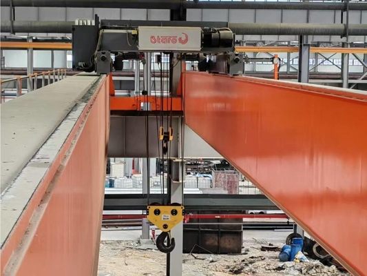 Avrupa köprü vinçleri elektrikli tel ip kaldırıcıları, düşük gürültü ve düşük bakım maliyetleri ile donatılmıştır.